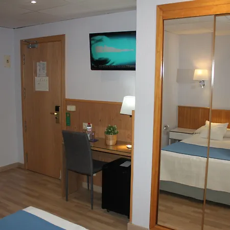 Mendez Nunez Szálloda