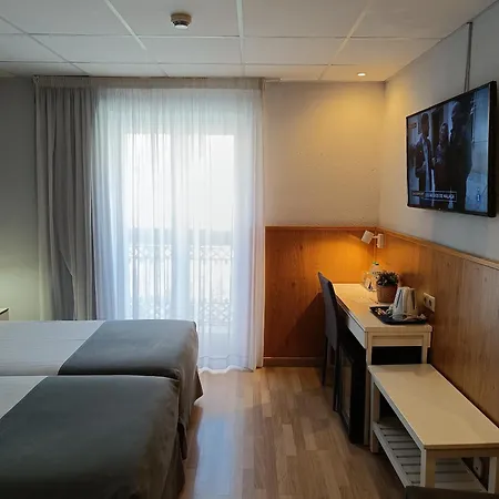 Hotel Mendez Nunez 2*