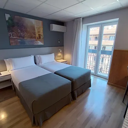 Hotel Mendez Nunez 2*
